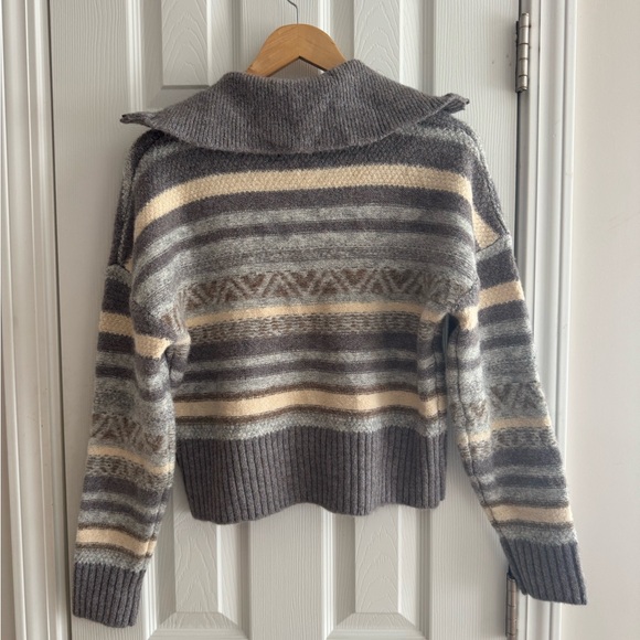FRYE Fair Isle Striped Gray and Cream Women's Sweater - Picture 7 of 9